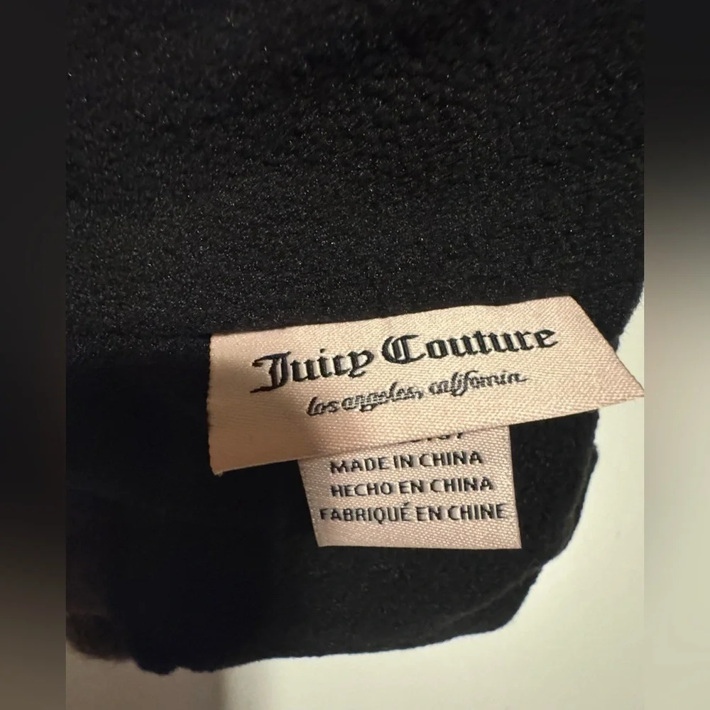 New Women's Juicy Couture w/Heart Charm Knit Faux Fur Pom Brown Beanie Hat